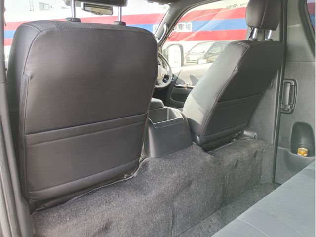 TOYOTA HIACE VAN 2WD 2019 Image 31