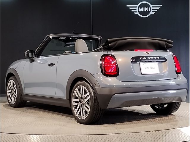 BMW MINI COOPER OPEN 2025 Image 31