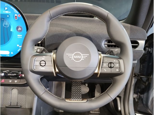 BMW MINI COOPER OPEN 2025 Image 31