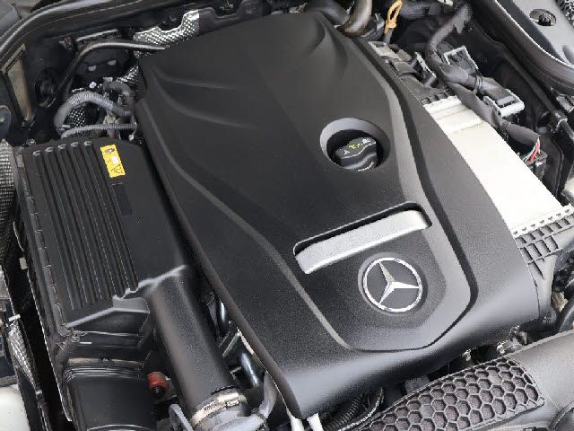 MERCEDES BENZ E CLAS 2017 Image 31