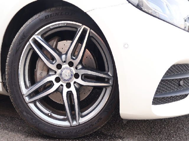 MERCEDES BENZ E CLAS 2017 Image 31