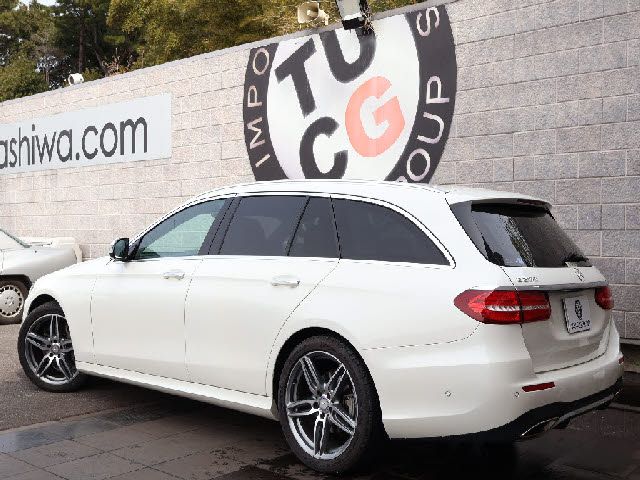 MERCEDES BENZ E CLAS 2017 Image 31