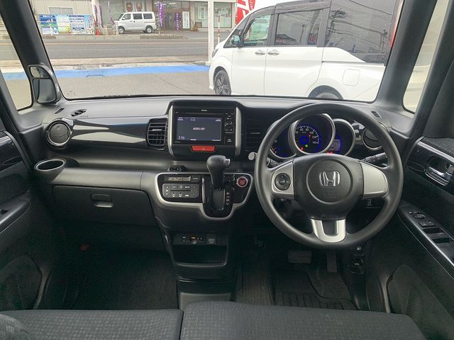 HONDA N BOX CUSTOM 2016 Image 31