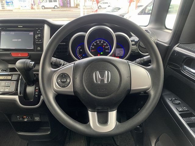 HONDA N BOX CUSTOM 2016 Image 31