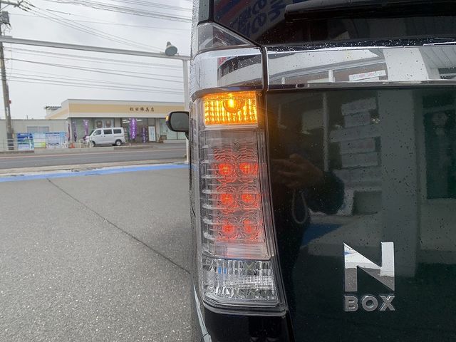 HONDA N BOX CUSTOM 2016 Image 31