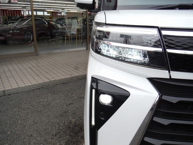 DAIHATSU TANTO CUSTOM 4WD 2022 Image 31