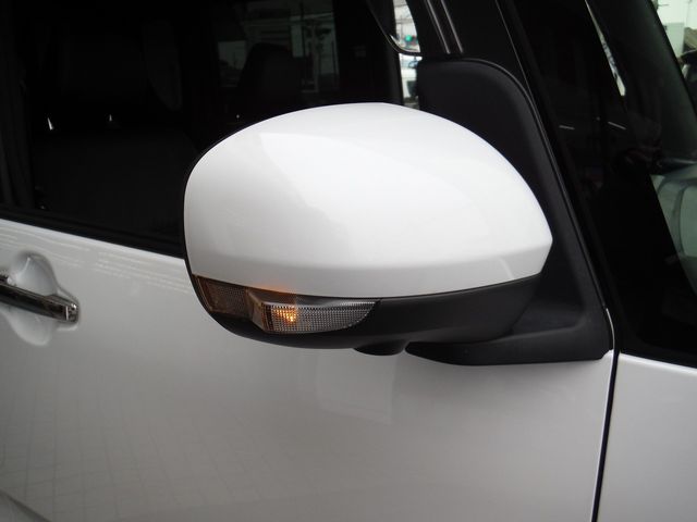 DAIHATSU TANTO CUSTOM 4WD 2022 Image 31