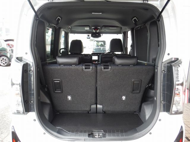 DAIHATSU TANTO CUSTOM 4WD 2022 Image 31