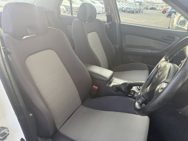 NISSAN SKYLINE 2000 Image 31