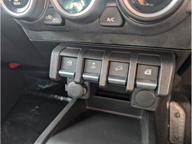 SUZUKI JIMNY NOMADE 2026 Image 31