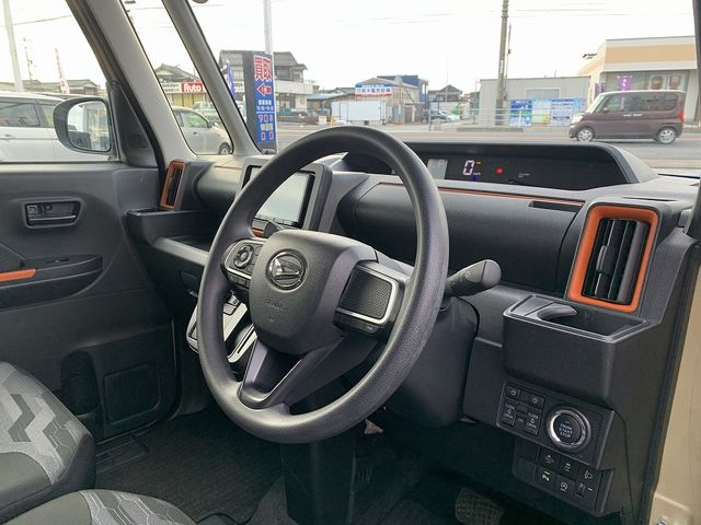 DAIHATSU TANTO FAN CROSS 2024 Image 31