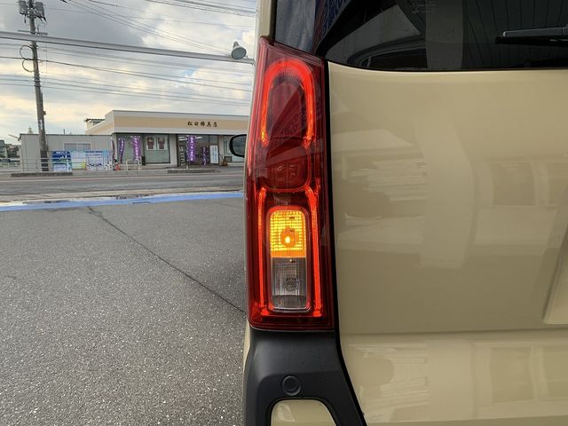 DAIHATSU TANTO FAN CROSS 2024 Image 31