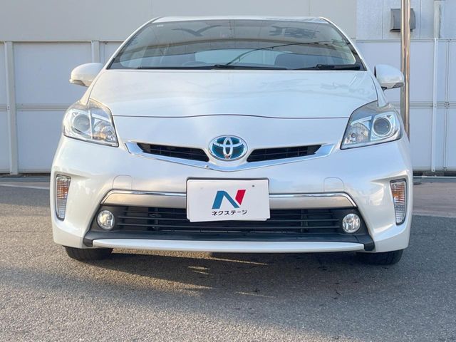 TOYOTA PRIUS PHV 2015 Image 31