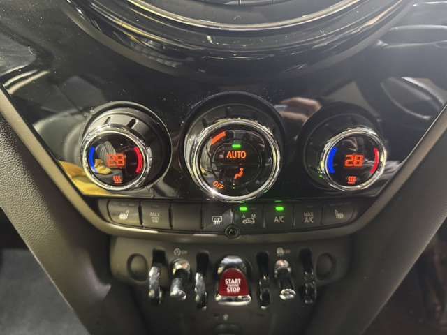 BMW MINI COOPER D CR 2019 Image 31