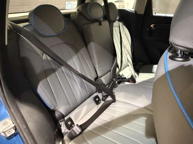 BMW MINI COOPER D CR 2019 Image 31