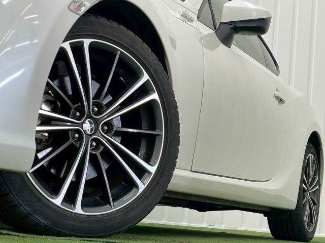 TOYOTA 86 2013 Image 31