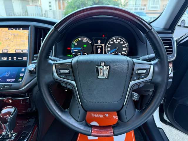 TOYOTA CROWN MAJESTA HYBRID 2015 Image 31