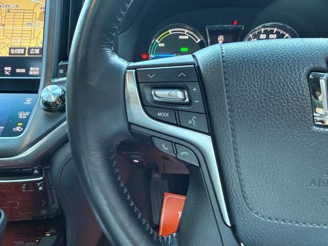 TOYOTA CROWN MAJESTA HYBRID 2015 Image 31