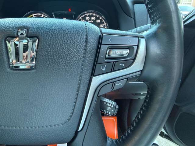 TOYOTA CROWN MAJESTA HYBRID 2015 Image 31