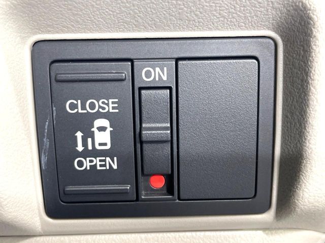 HONDA N BOX 2024 Image 31