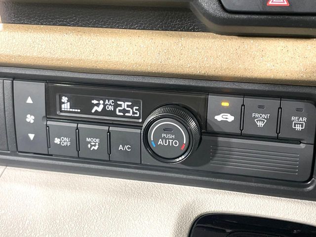 HONDA N BOX 2024 Image 31