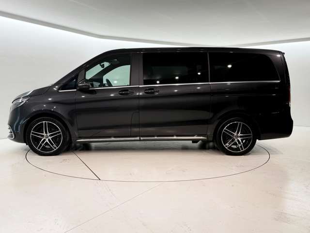 MERCEDES BENZ V CLAS 2025 Image 31