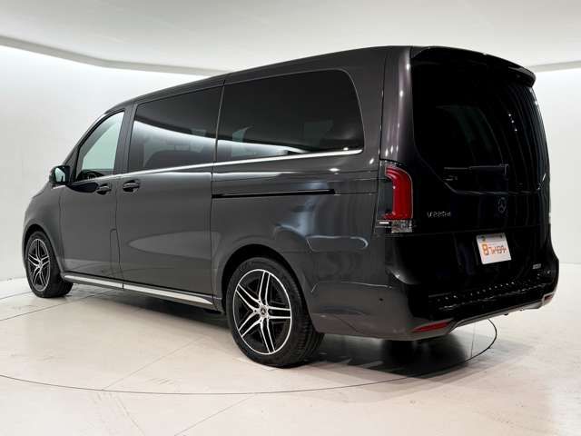 MERCEDES BENZ V CLAS 2025 Image 31