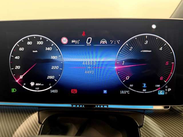 MERCEDES BENZ V CLAS 2025 Image 31