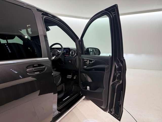 MERCEDES BENZ V CLAS 2025 Image 31