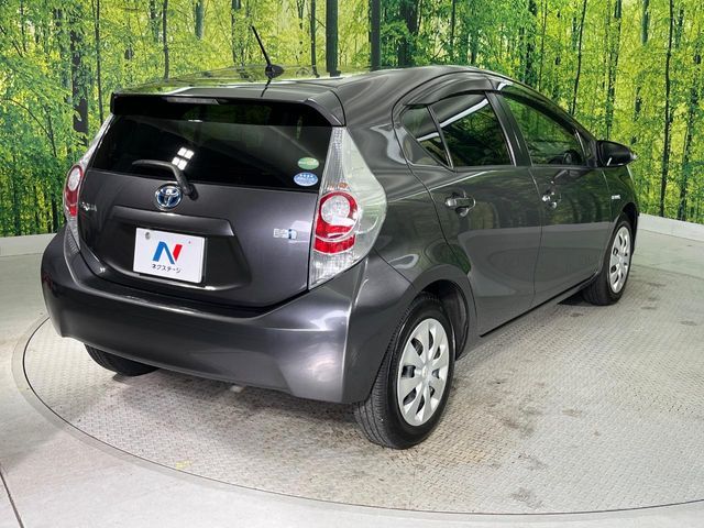 TOYOTA AQUA 2014 Image 31