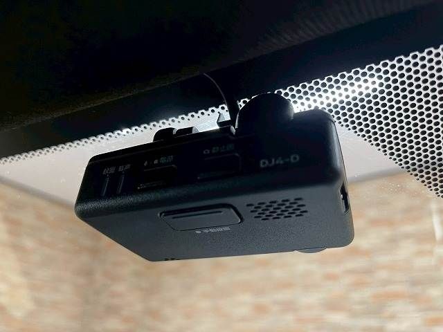 MITSUBISHI ECLIPSE CROSS PHEV 2020 Image 31