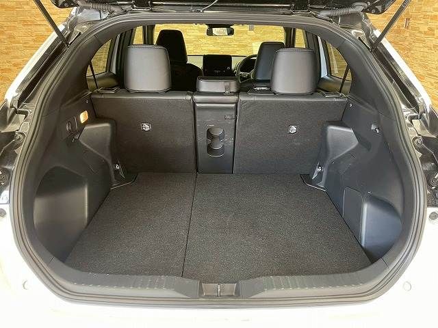 TOYOTA YARIS CROSS HYBRID 2025 Image 31