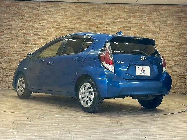 TOYOTA AQUA 2015 Image 31