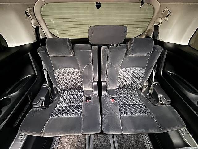 TOYOTA VELLFIRE 2015 Image 31