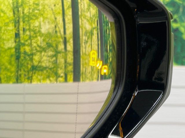 TOYOTA LEXUS LS500 2023 Image 31