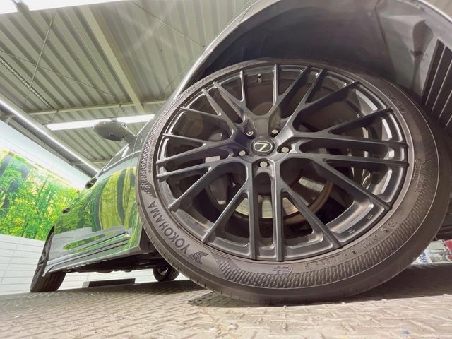 TOYOTA LEXUS LS500 2023 Image 31