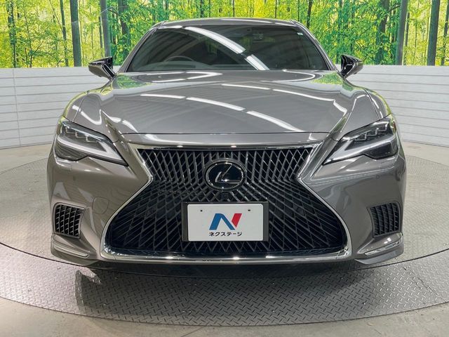 TOYOTA LEXUS LS500 2023 Image 31