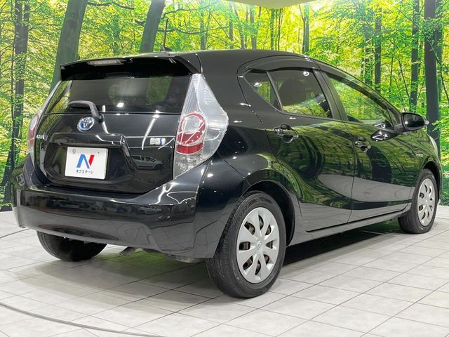 TOYOTA AQUA 2013 Image 31