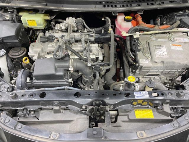 TOYOTA AQUA 2013 Image 31