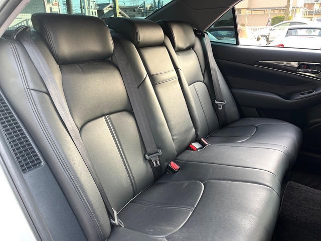 TOYOTA CROWN SEDAN HYBRID 2014 Image 31