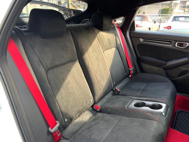 HONDA CIVIC HATCHBACK 2026 Image 31