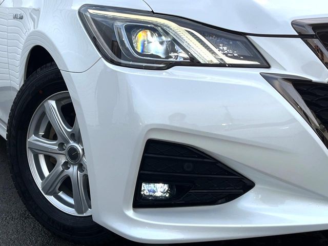 TOYOTA CROWN SEDAN HYBRID 2017 Image 31