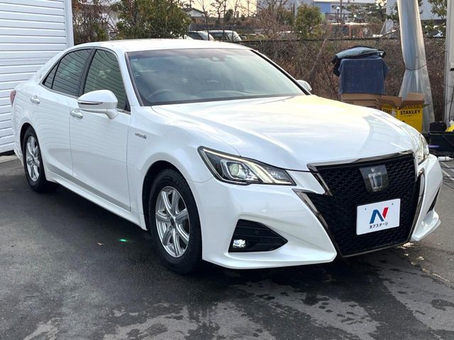 TOYOTA CROWN SEDAN HYBRID 2017 Image 31
