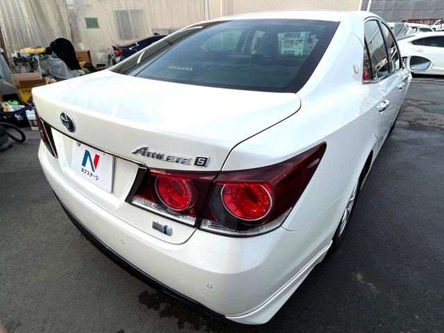 TOYOTA CROWN SEDAN HYBRID 2017 Image 31