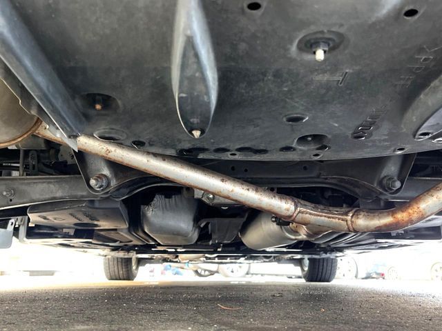 TOYOTA CROWN SEDAN HYBRID 2017 Image 31