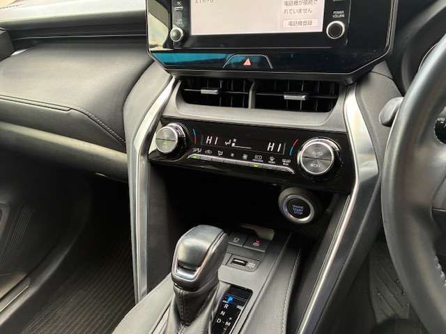 TOYOTA HARRIER 4WD 2021 Image 31