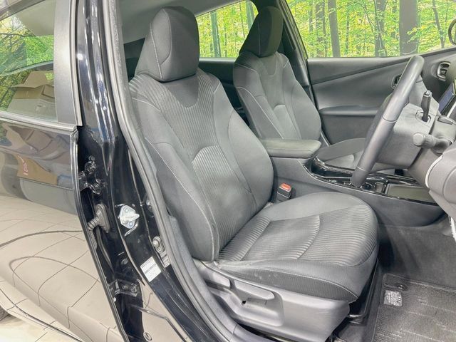 TOYOTA PRIUS PHV 2019 Image 31