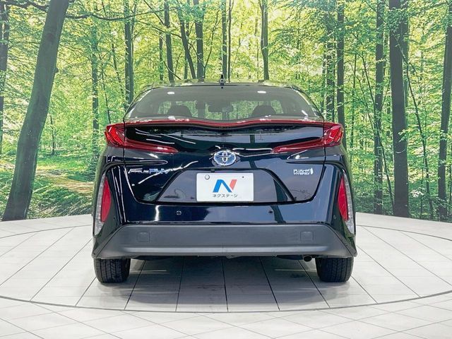 TOYOTA PRIUS PHV 2019 Image 31