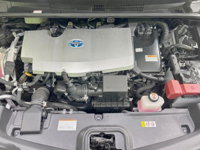 TOYOTA PRIUS PHV 2019 Image 31