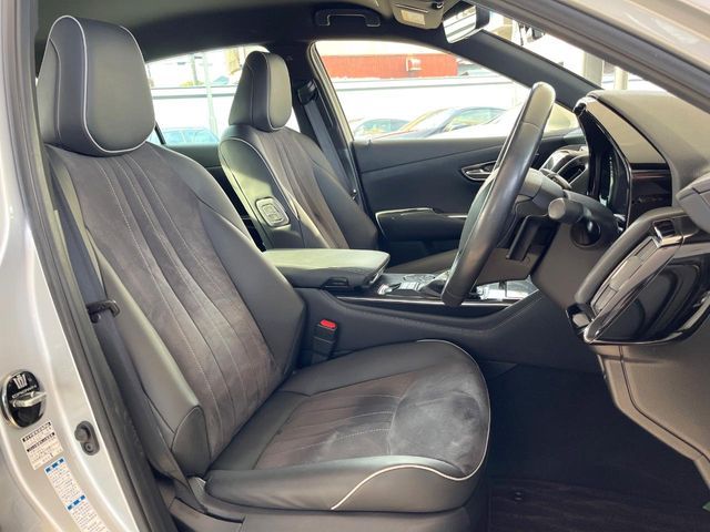 TOYOTA CROWN SEDAN HYBRID 4 2020 Image 31